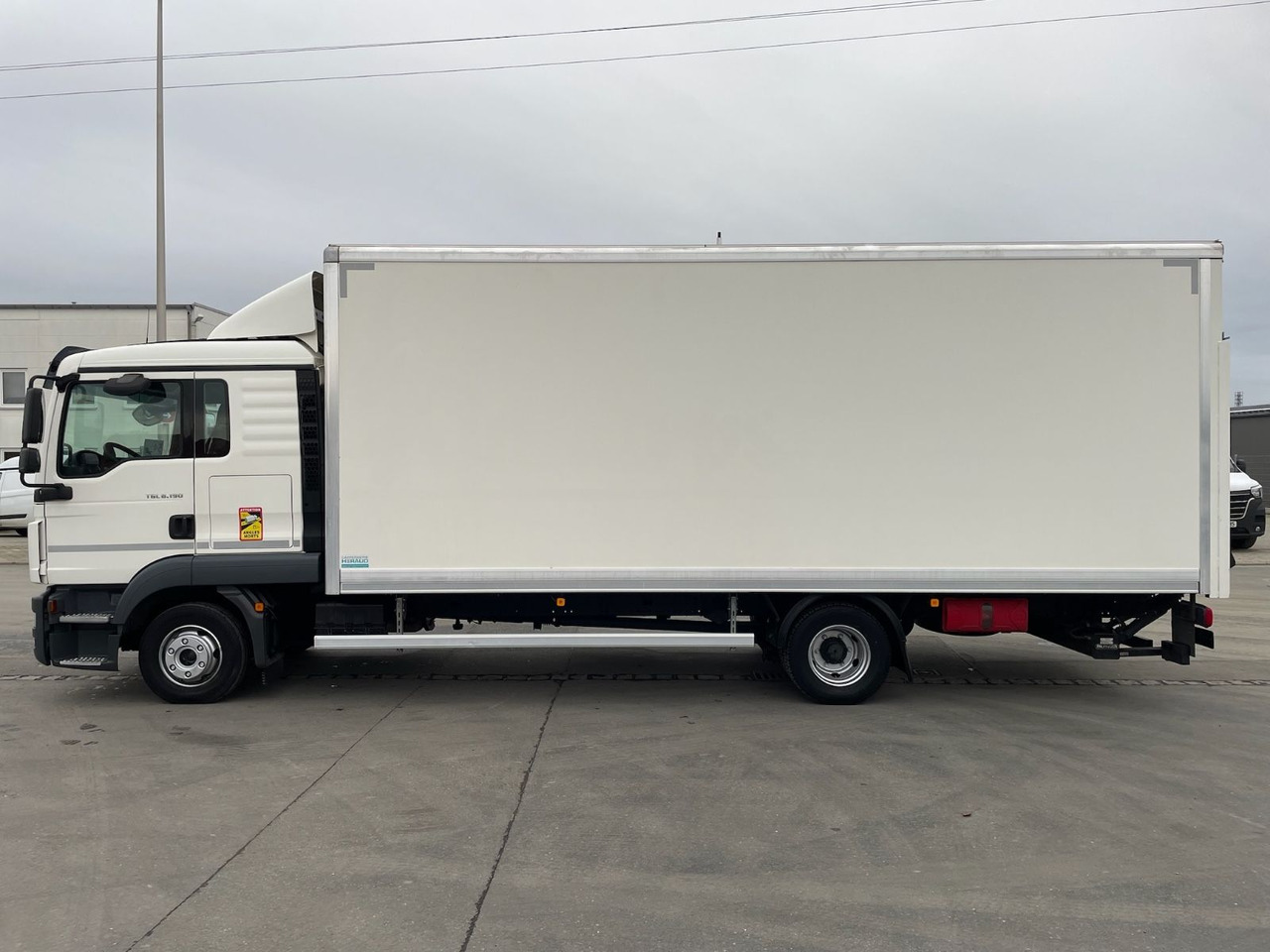 MAN TGL 8.190 4x2 BL Koffer/LBW/PALFINGER/AC/EU6d - Camion fourgon: photos 4 MAN TGL 8.190 4x2 BL Koffer/LBW/PALFINGER/AC/EU6d - Camion fourgon: photos 4