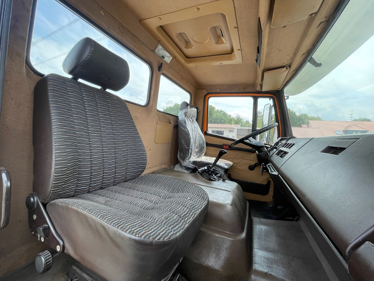 Mercedes-Benz 814 Abschleppwagen/OLDTIMER/Winch/TÜV-07/26 en leasing occasion Mercedes-Benz 814 Abschleppwagen/OLDTIMER/Winch/TÜV-07/26: photos 15