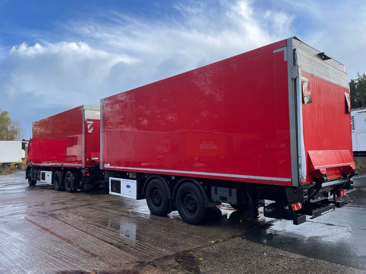 Mercedes-Benz Actros 2543 6x2 Kühlkoffer/CARRIER/KERSCHER/EU6d - Camion frigorifique: photos 4 Mercedes-Benz Actros 2543 6x2 Kühlkoffer/CARRIER/KERSCHER/EU6d - Camion frigorifique: photos 4