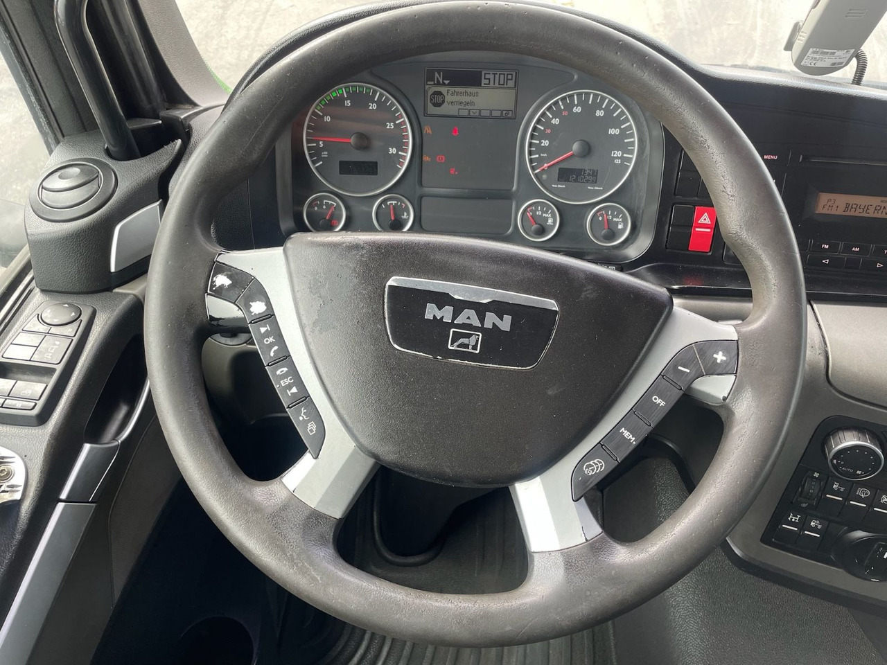 Tracteur routier MAN TGS 18.440 4x4H BLS Pritsche/Hydro/PTO/AC/EEV1: photos 12 Tracteur routier MAN TGS 18.440 4x4H BLS Pritsche/Hydro/PTO/AC/EEV1: photos 12