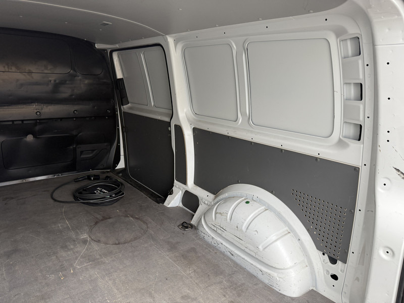 Fourgonnette, Utilitaire électrique Volkswagen E-Transporter 113PK 138KM WLTP 37,3kWh 100% Elektrisch ABT E-transporter 3 Stoelen Airco Parkeersensoren voor achter Laadkabel: photos 15
