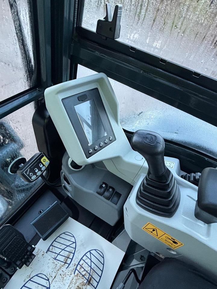 Mini pelle Hyundai HX25AZ: photos 15 Mini pelle Hyundai HX25AZ: photos 15