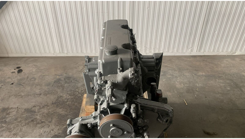 Liebherr D834 A7 - Moteur: photos 2 Liebherr D834 A7 - Moteur: photos 2