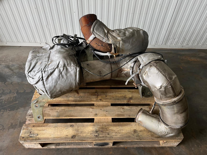 Liebherr - Pièces de rechange: photos 3 Liebherr - Pièces de rechange: photos 3