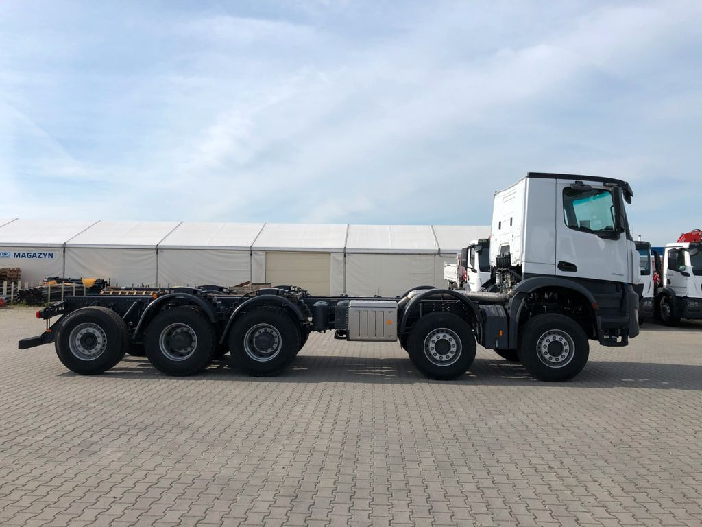 Mercedes-Benz AROCS 4451 10x4 - Châssis cabine: photos 4 Mercedes-Benz AROCS 4451 10x4 - Châssis cabine: photos 4