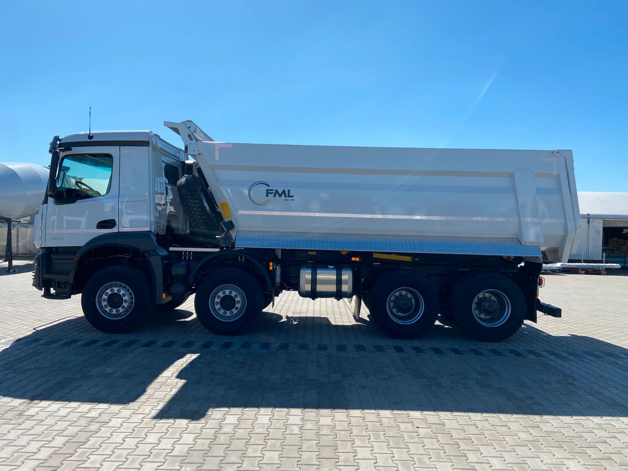 Mercedes-Benz Arocs 4542 8x4 AUTOMAT EURO 3 FML KIPPER - Camion benne: photos 5 Mercedes-Benz Arocs 4542 8x4 AUTOMAT EURO 3 FML KIPPER - Camion benne: photos 5