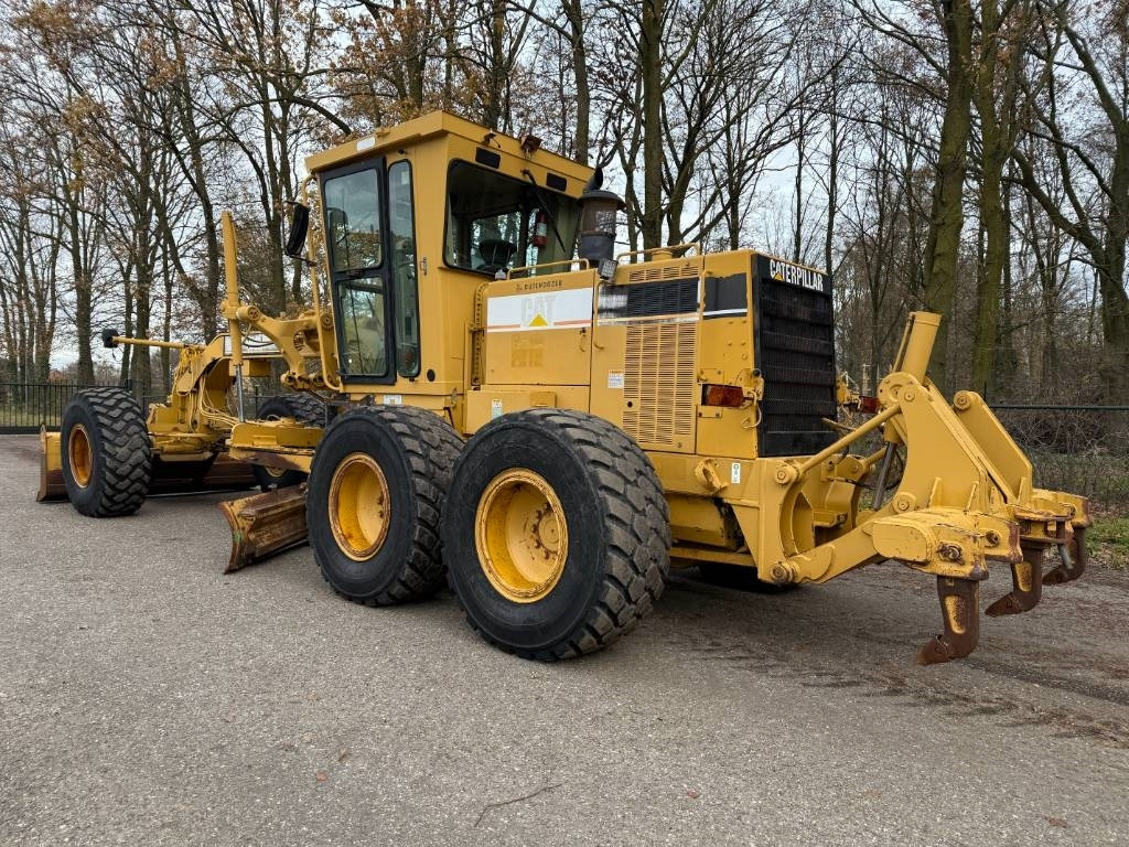 CAT 140H with CE, TOP CONDITION - Niveleuse: photos 3 CAT 140H with CE, TOP CONDITION - Niveleuse: photos 3