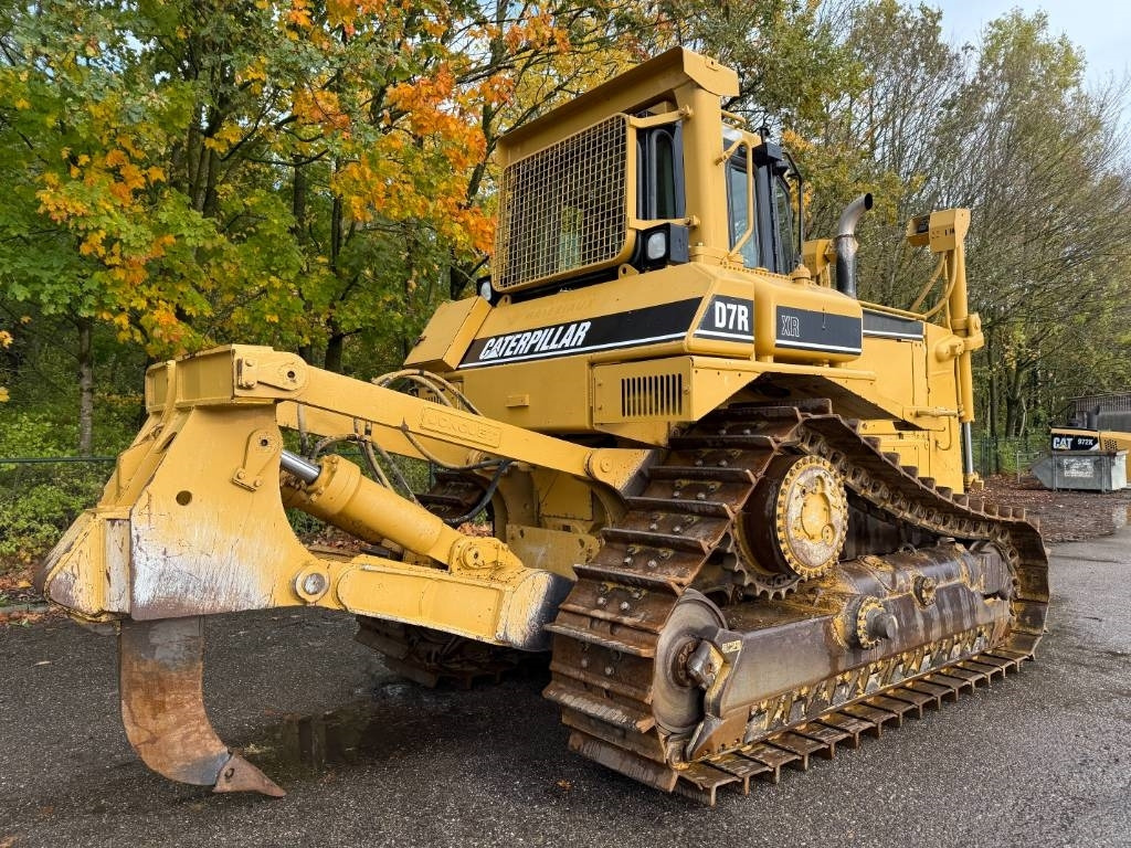 CAT D7R XR CE / LOW HOURS / TOP CONDITION - Bulldozer: photos 5 CAT D7R XR CE / LOW HOURS / TOP CONDITION - Bulldozer: photos 5