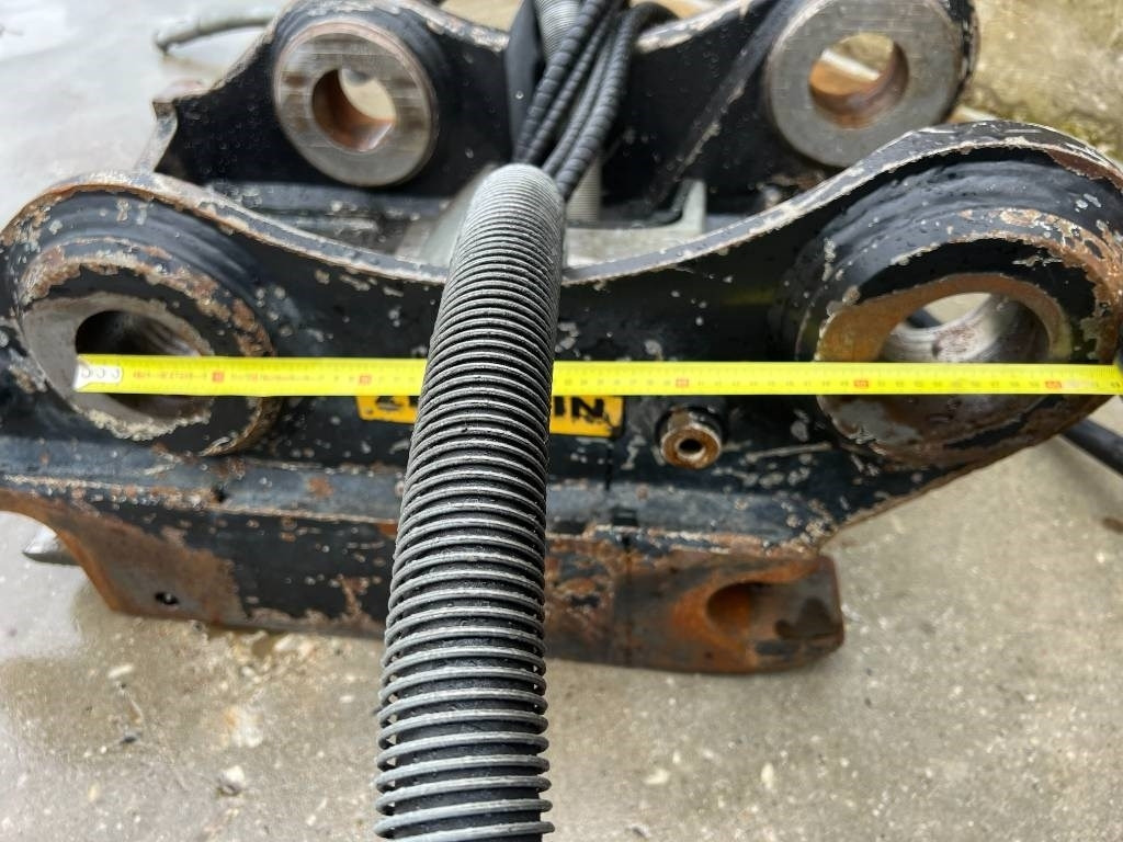 Attache rapide pour Engins de chantier OilQuick OQ70/55: photos 18