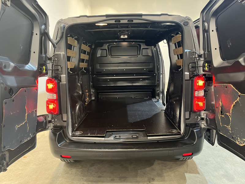 Citroën Jumpy 2.0 BlueHDI L2 120 PK / Euro 6 / Airco / Cruise Control / CarPlay / PDC / Navigatie / 3-Zits - Fourgonnette: photos 5 Citroën Jumpy 2.0 BlueHDI L2 120 PK / Euro 6 / Airco / Cruise Control / CarPlay / PDC / Navigatie / 3-Zits - Fourgonnette: photos 5