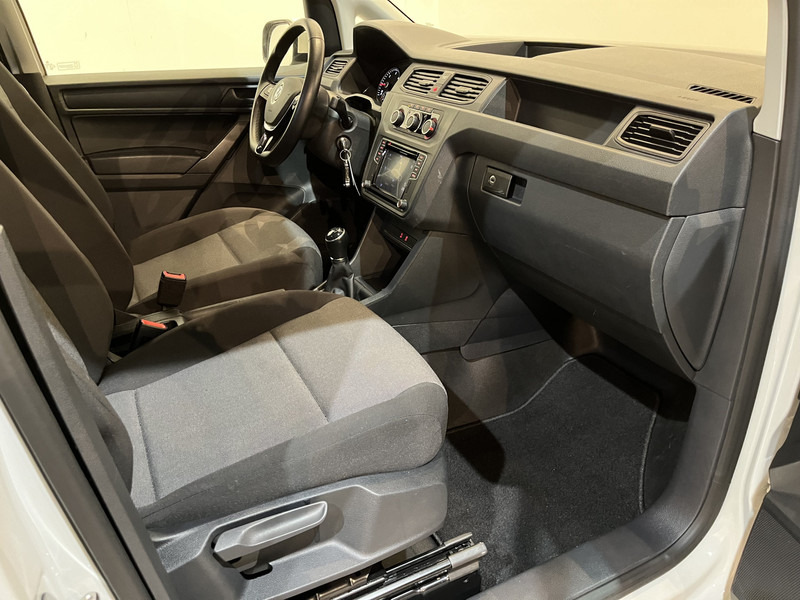 Fourgonnette Volkswagen Caddy 2.0 TDI L1H1 BMT Highline / Euro 6 / Airco / Cruise Control / CarPlay / Trekhaak / PDC / Navigatie: photos 20
