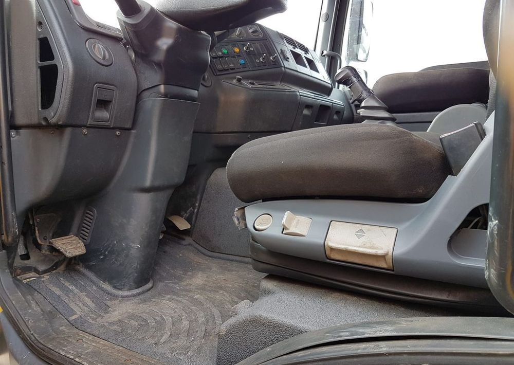 Engin de déneigement MAN TGM 18.290 4x4 piaskarka solarka wywrotka manual 2011: photos 6