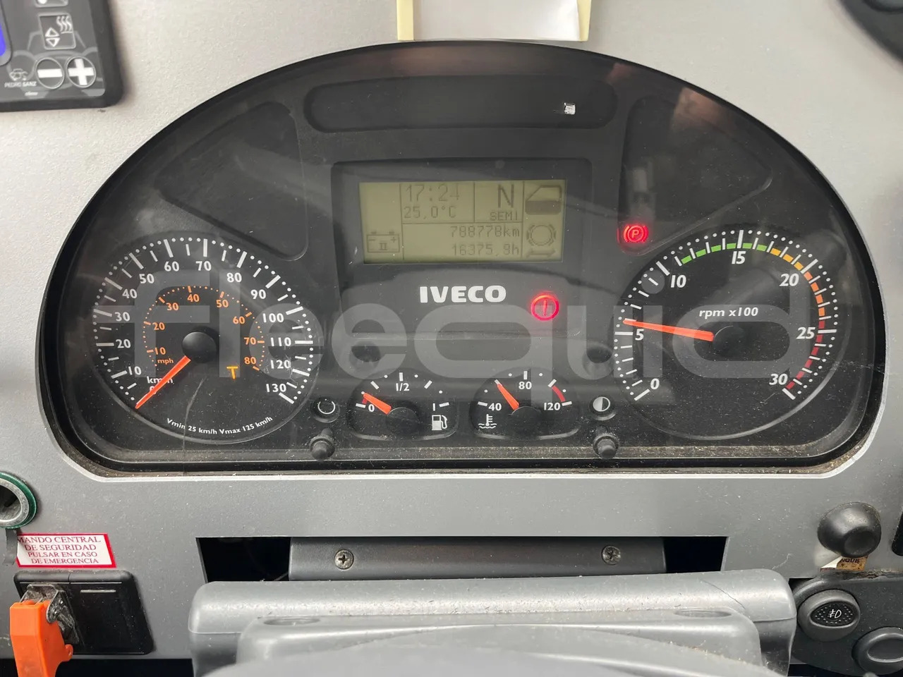 Irisbus 397E.12 - Autocar: photos 3 Irisbus 397E.12 - Autocar: photos 3