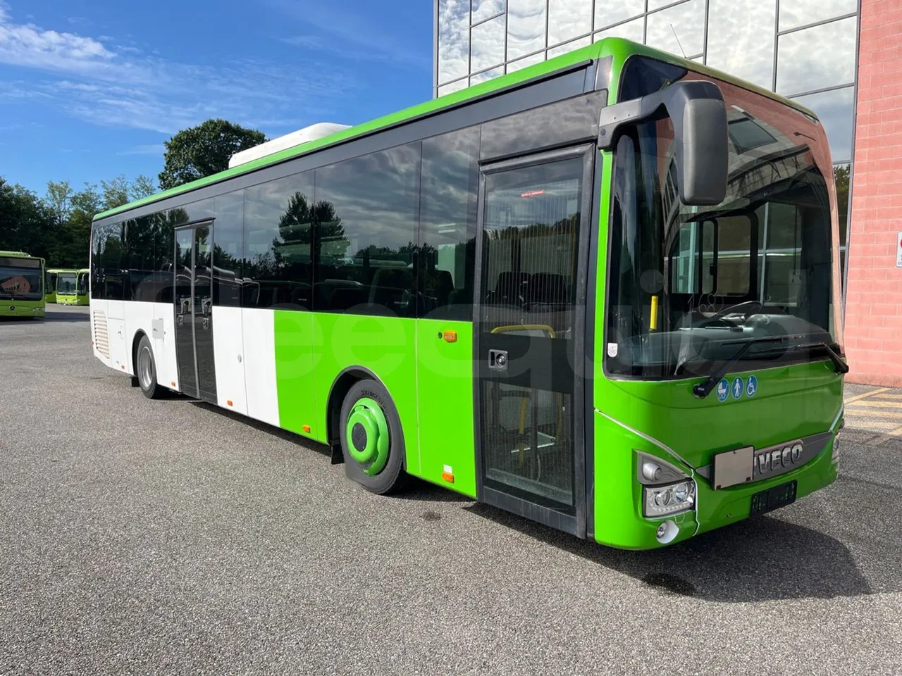 Iveco Crossway Low Entry - Bus urbain: photos 1 Iveco Crossway Low Entry - Bus urbain: photos 1