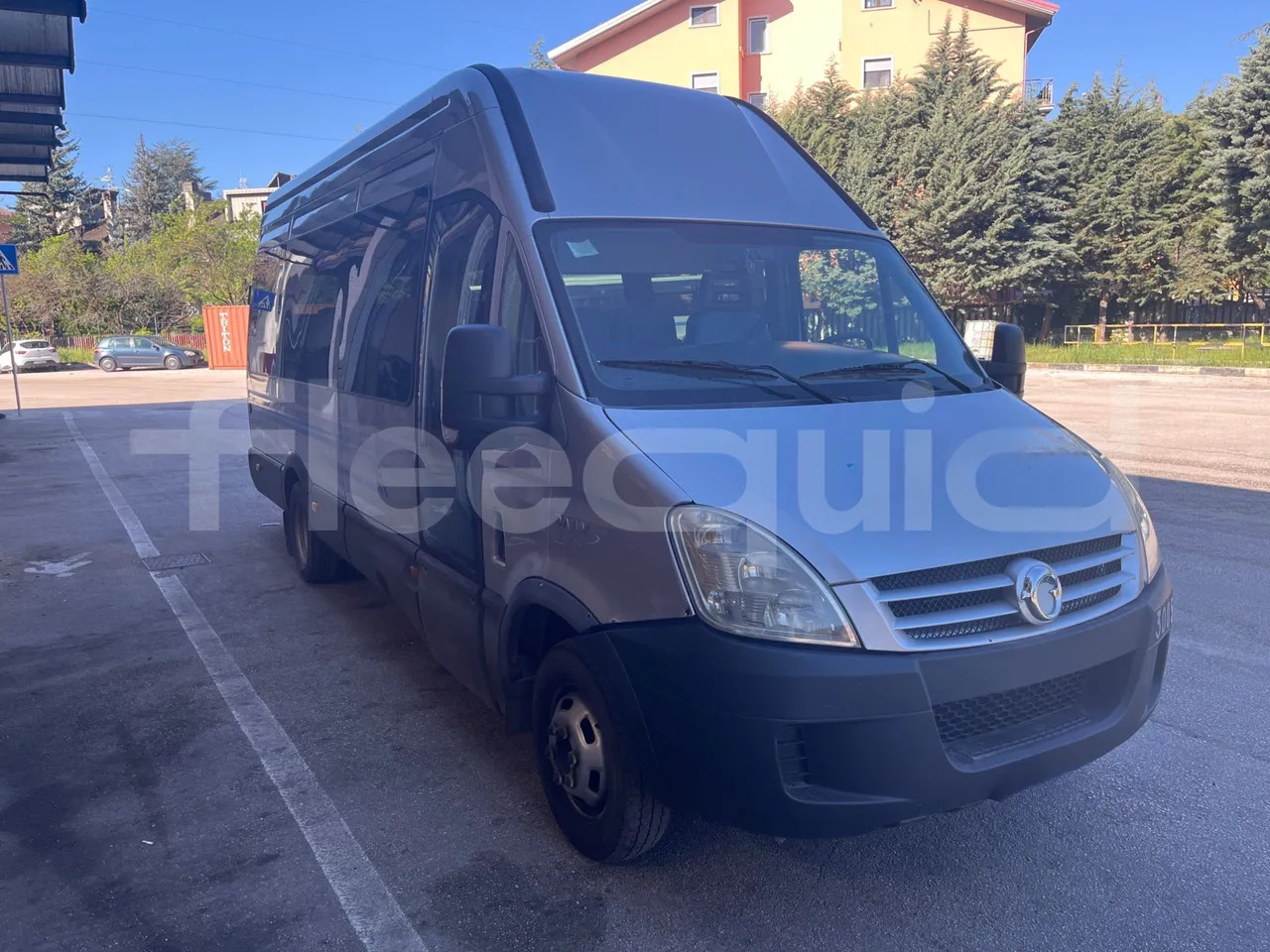 Minibus, Transport de personnes Iveco Daily