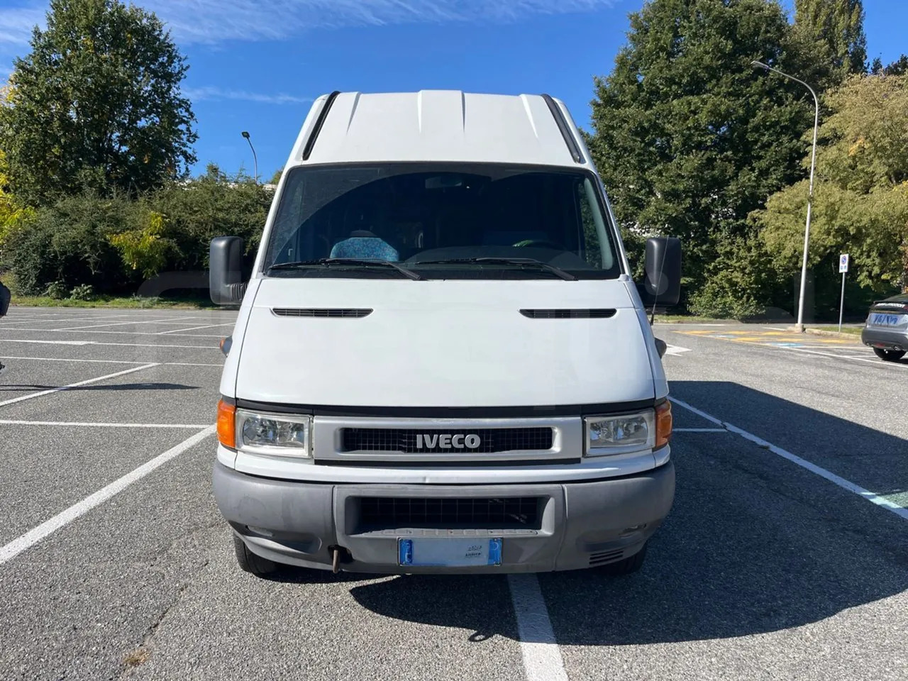 Iveco Daily - Bus interurbain: photos 2 Iveco Daily - Bus interurbain: photos 2