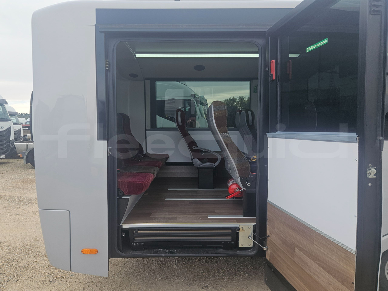 Bus interurbain Iveco Indcar: photos 13