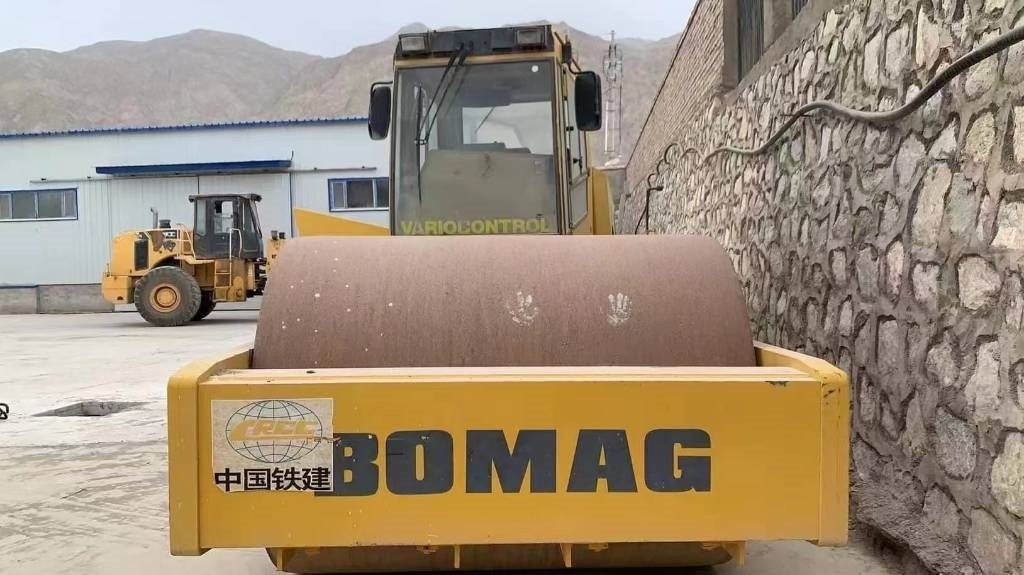 Bomag bw225d-3 - Rouleau compresseur: photos 3 Bomag bw225d-3 - Rouleau compresseur: photos 3