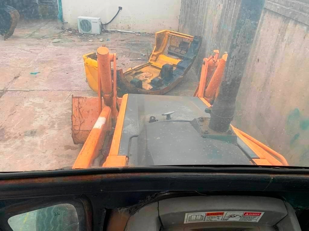 Case 580 M - Tractopelle: photos 3 Case 580 M - Tractopelle: photos 3