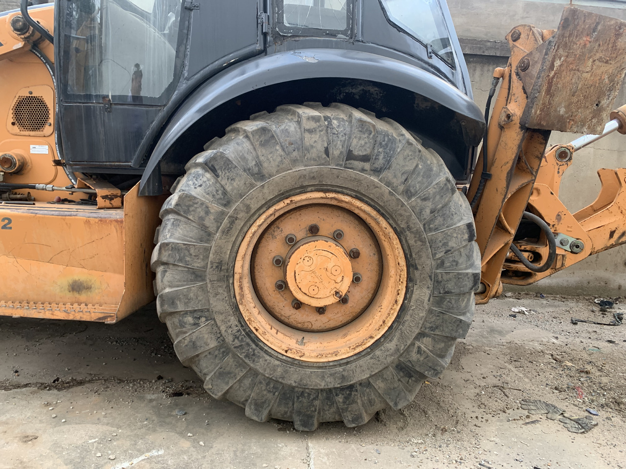 Case 580M - Tractopelle: photos 4 Case 580M - Tractopelle: photos 4