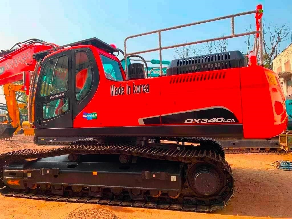 Doosan DX 340 LCA - Pelle sur chenille: photos 1 Doosan DX 340 LCA - Pelle sur chenille: photos 1