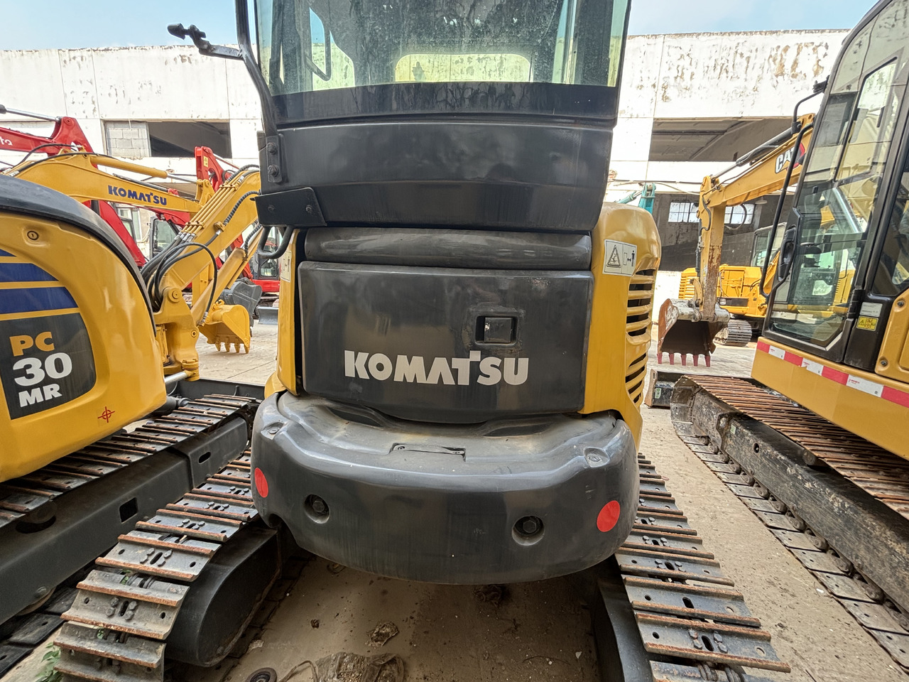 Mini pelle KOMATSU PC35MR: photos 9