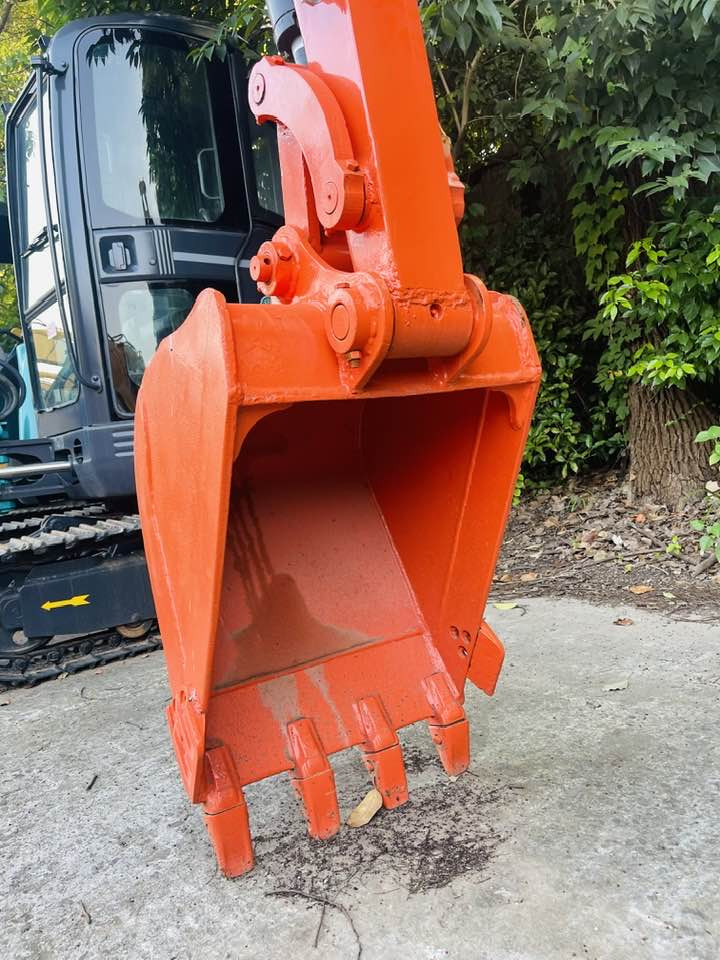 Kubota U35-4 - Mini pelle: photos 3 Kubota U35-4 - Mini pelle: photos 3