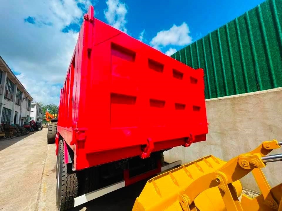 Sinotruk 371  - Camion benne: photos 4 Sinotruk 371  - Camion benne: photos 4