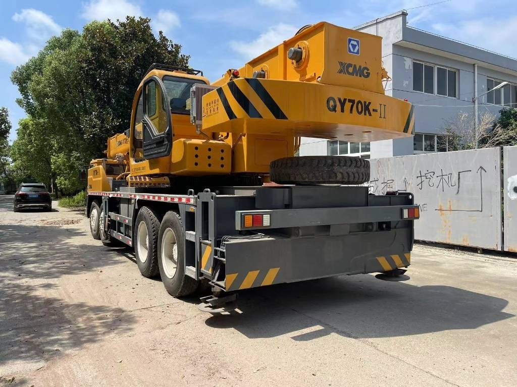 Grue XCMG QY70K-II