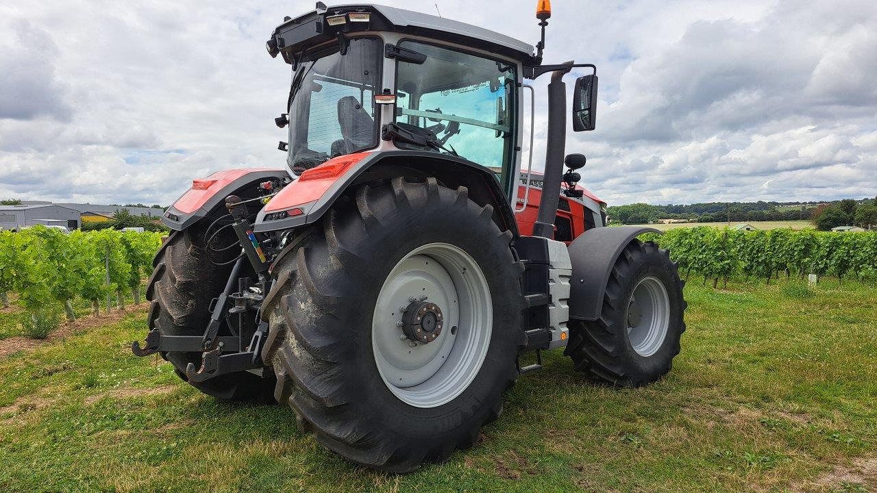 MASSEY FERGUSSON 8S.265 - Tracteur agricole: photos 5 MASSEY FERGUSSON 8S.265 - Tracteur agricole: photos 5