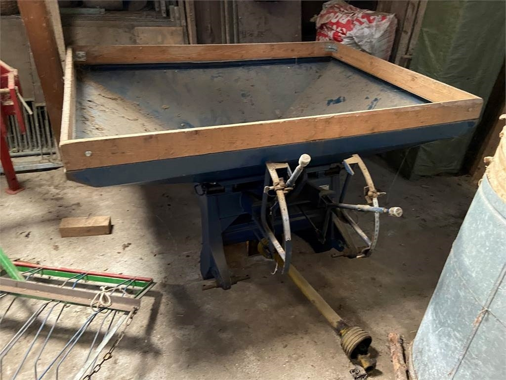 Distributeur d'engrais Bogballe Bl600