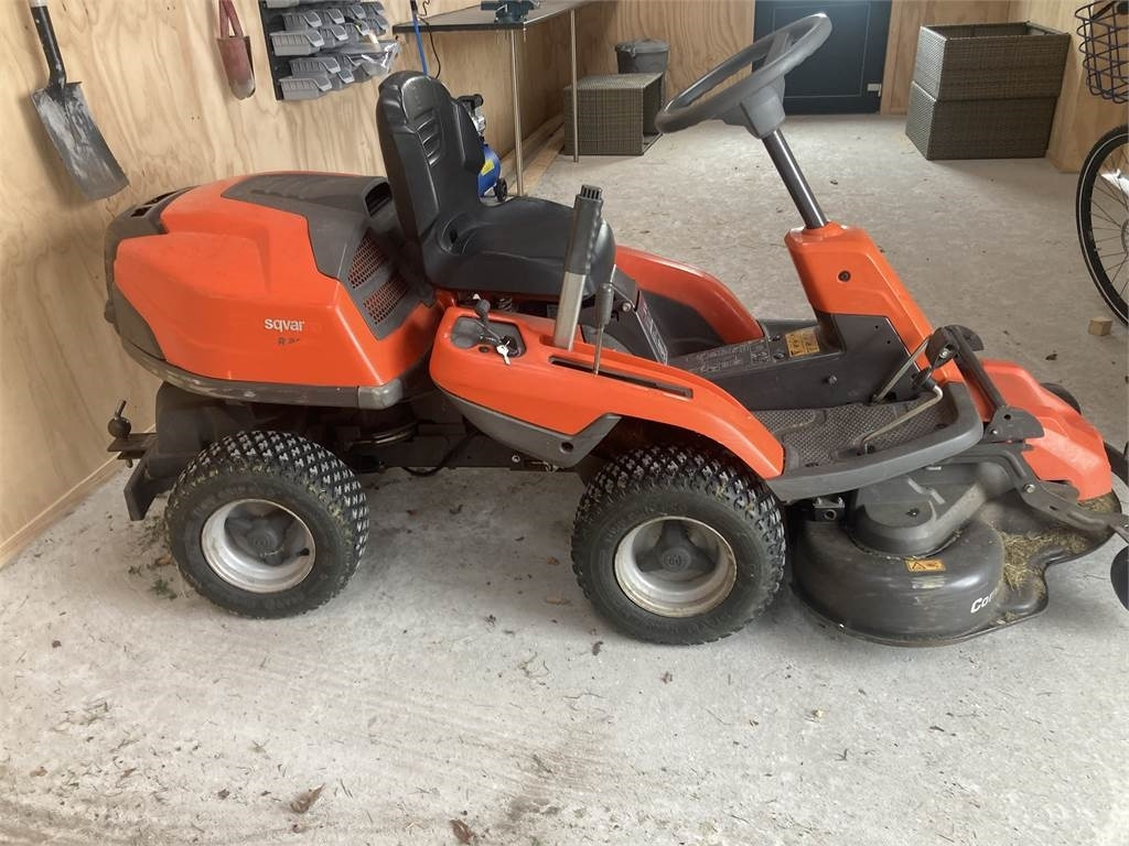 Husqvarna R214TC - Motofaucheuse: photos 1 Husqvarna R214TC - Motofaucheuse: photos 1