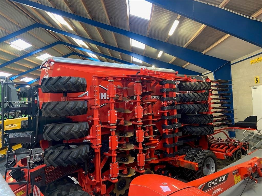 Kuhn ESPRO 6000RC MIX - Combiné de semis: photos 1 Kuhn ESPRO 6000RC MIX - Combiné de semis: photos 1