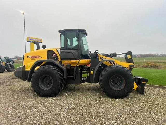 New Holland W190D ZB T4B - Chargeuse sur pneus: photos 2 New Holland W190D ZB T4B - Chargeuse sur pneus: photos 2