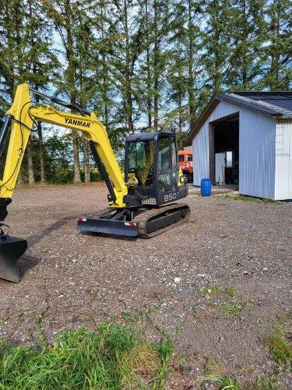 Yanmar B50 - Mini pelle: photos 3 Yanmar B50 - Mini pelle: photos 3