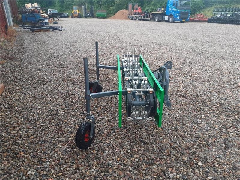 - - - HØ VENDER - Accessoire pour Tracteur communal: photos 3 - - - HØ VENDER - Accessoire pour Tracteur communal: photos 3