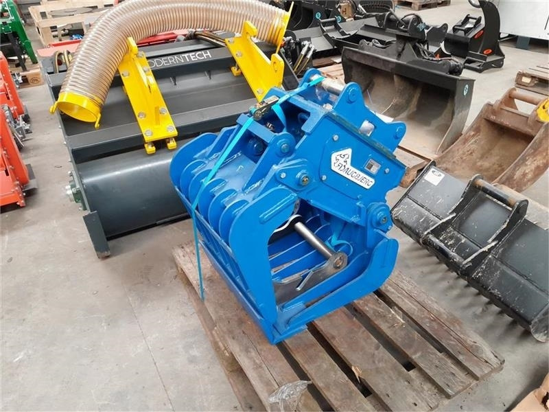 Daubjerg 0204 3-6 tons - Grappin: photos 1 Daubjerg 0204 3-6 tons - Grappin: photos 1