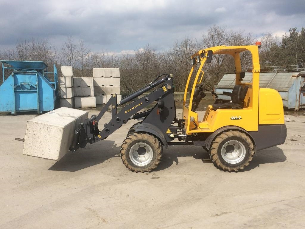 Eurotrac W12 - Valet de ferme: photos 5 Eurotrac W12 - Valet de ferme: photos 5
