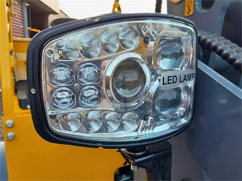 Valet de ferme neuf Eurotrac W12S m. mellem arm: photos 11