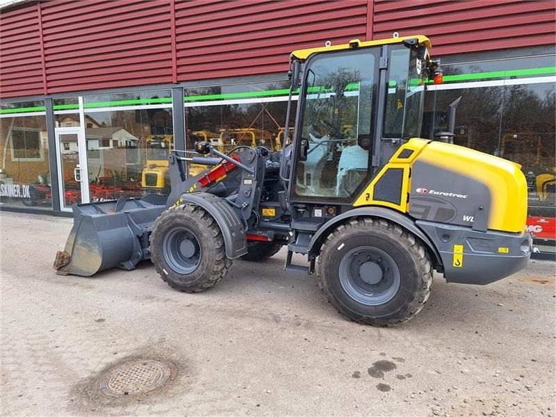 Eurotrac WL18 - Chargeuse sur pneus: photos 2 Eurotrac WL18 - Chargeuse sur pneus: photos 2