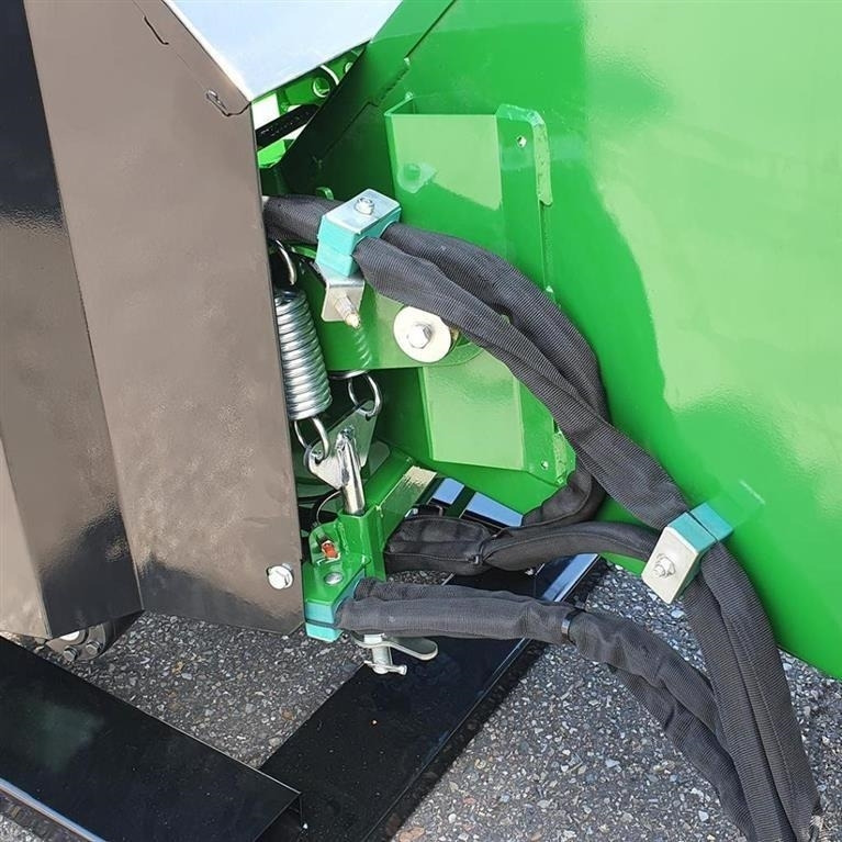 - - - FLISHUGGER TIL TRAKTOR KAPACITET OP TIL Ø250 - Broyeur de végétaux: photos 4 - - - FLISHUGGER TIL TRAKTOR KAPACITET OP TIL Ø250 - Broyeur de végétaux: photos 4