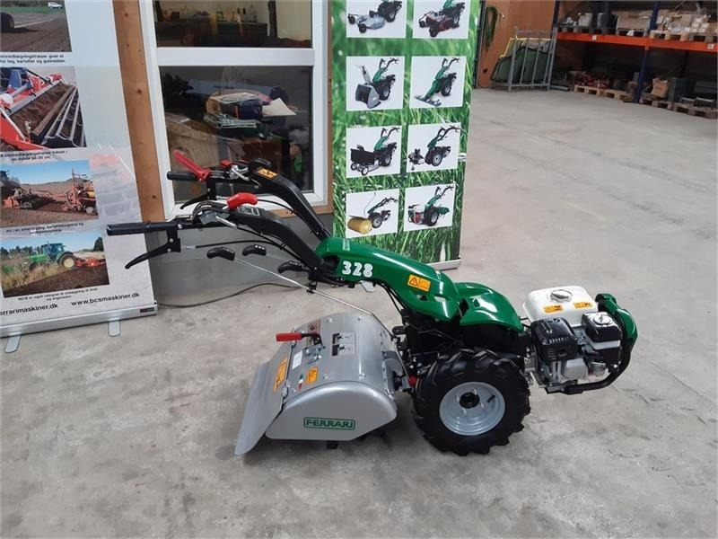 Ferrari 328 - Tracteur communal: photos 2 Ferrari 328 - Tracteur communal: photos 2