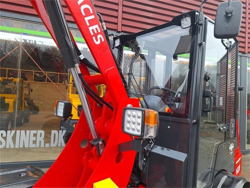 Valet de ferme Heracles H220: photos 8 Valet de ferme Heracles H220: photos 8