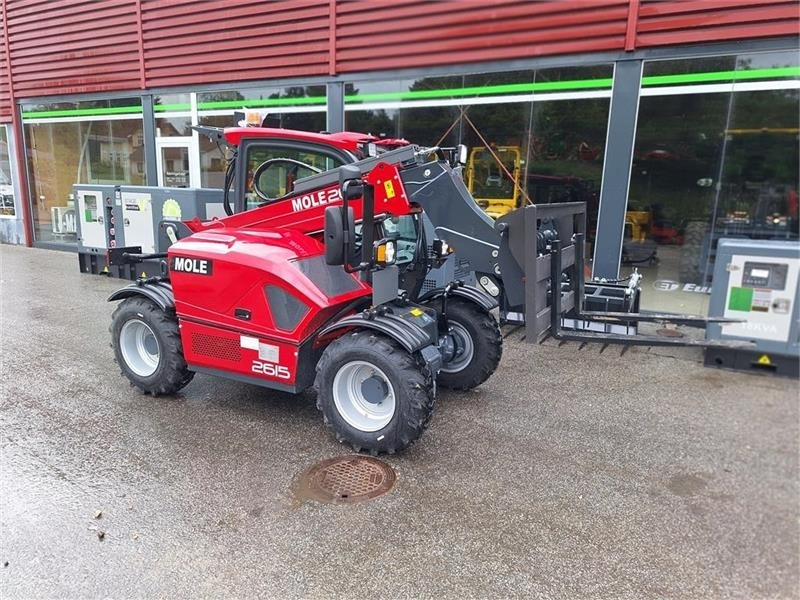 - - - MOLE 2615 - Chariot télescopique: photos 1 - - - MOLE 2615 - Chariot télescopique: photos 1