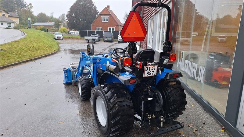 Solis 26 - Tracteur communal: photos 3 Solis 26 - Tracteur communal: photos 3