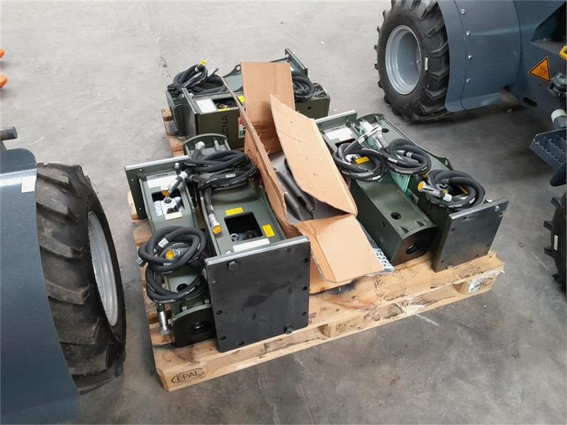 - - - TECHNA Professionel - Marteau hydraulique pour Mini pelle: photos 3 - - - TECHNA Professionel - Marteau hydraulique pour Mini pelle: photos 3