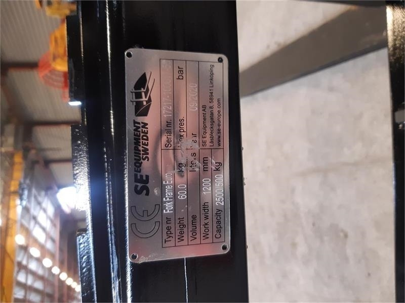 - - - palle gafler 2500kg - Fourches: photos 4 - - - palle gafler 2500kg - Fourches: photos 4