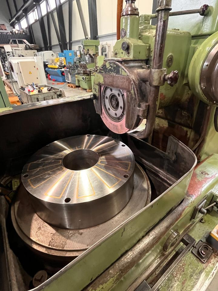 Rundtisch Flachschleifmaschine WMW Wotan Glachau SFRW 630 - Machine à métaux: photos 4 Rundtisch Flachschleifmaschine WMW Wotan Glachau SFRW 630 - Machine à métaux: photos 4