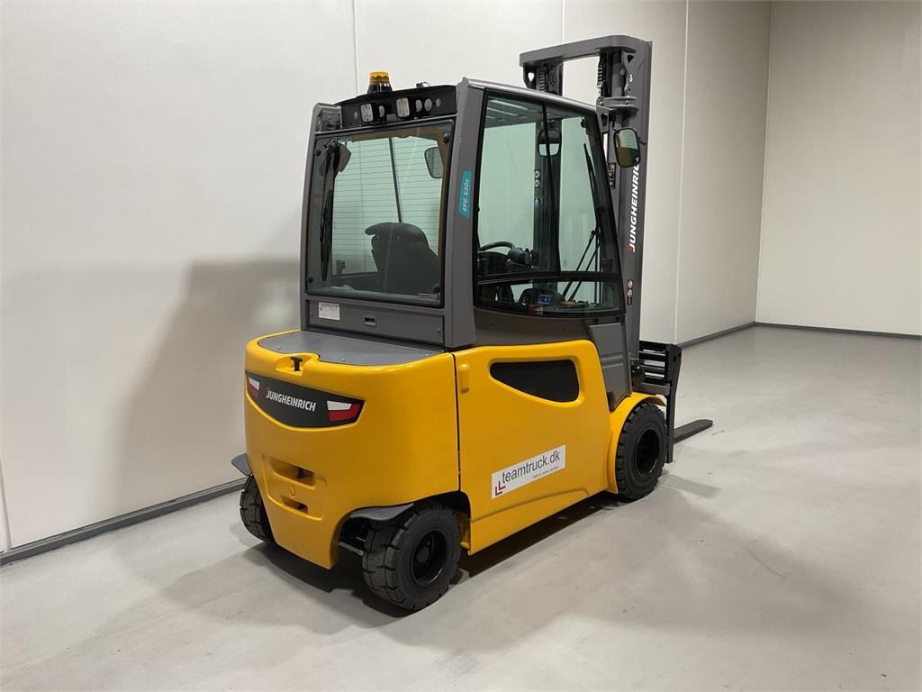 Jungheinrich EFG S30 - Chariot élévateur électrique: photos 2 Jungheinrich EFG S30 - Chariot élévateur électrique: photos 2