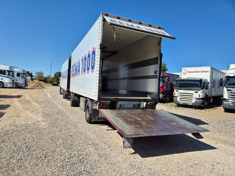 DAF XF 460 6x2 // Trailer // Lift - Camion fourgon: photos 4 DAF XF 460 6x2 // Trailer // Lift - Camion fourgon: photos 4